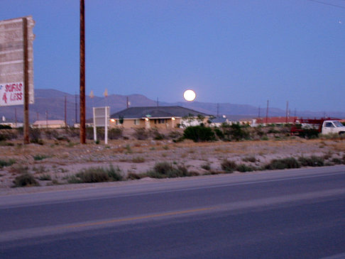 Pahrump Mondaufgang Foto 