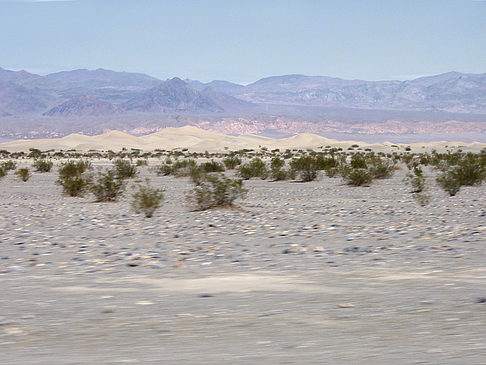 Stovepipe Wells - Ubehebe Crater