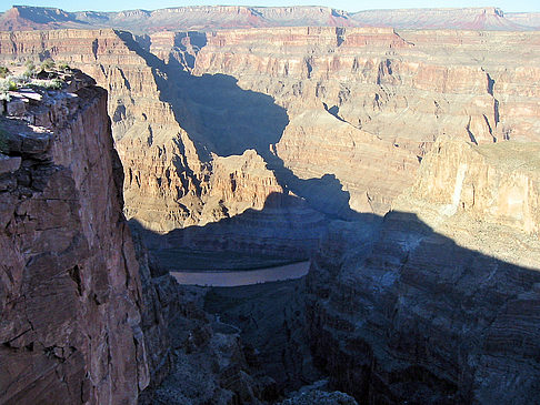 Per Hubschrauber im Grand Canyon