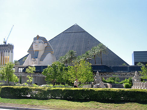 Hotel Luxor